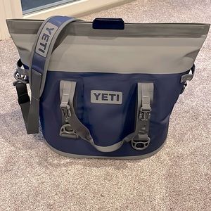 Yeti Hopper M30